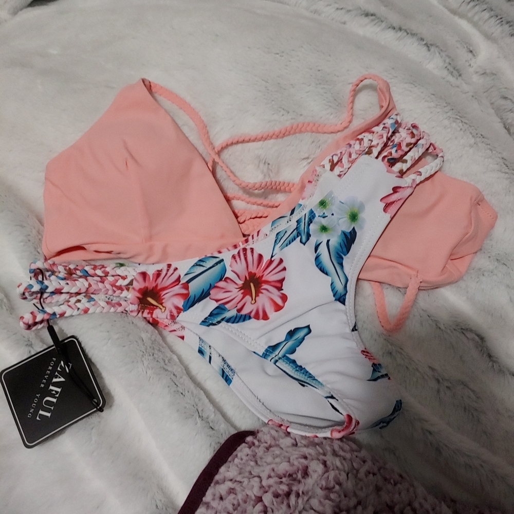 Super Cute Bikini!!